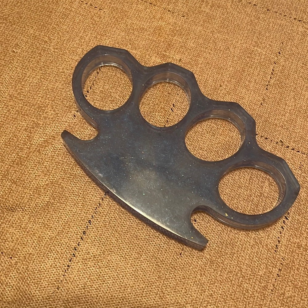 Blue resin accessory